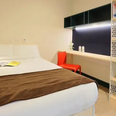 Daire Destiny Student - Parkgate (adults Only) *