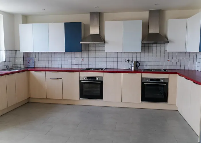 Destiny Student - Parkgate (adults Only) Appartement