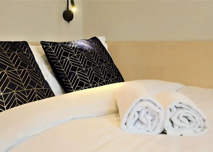 Destiny Student - Parkgate (adults Only) Appartement *